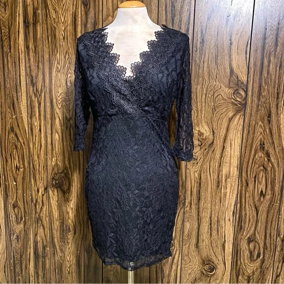 Wrap V Neck Cap Sleeve Elegant Lace Cocktail Dress - Picture 1 of 7